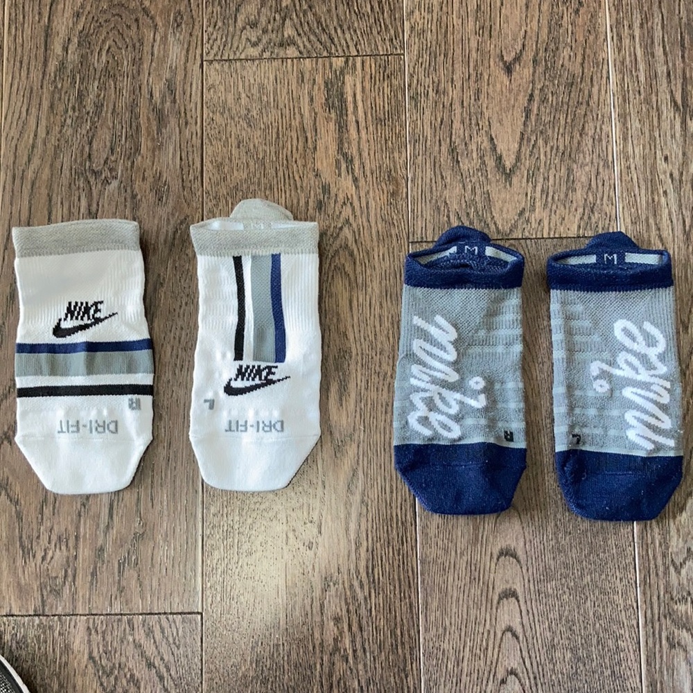 Women’s Nike socks